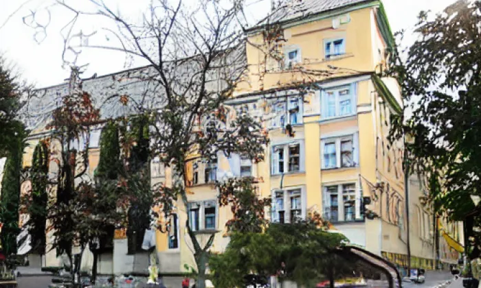 Piaristická kolej s kostelem Panny Marie Těšitelky – autumn