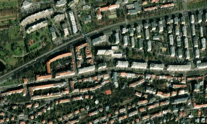 Poliklinika v Břevnově – letecký pohled