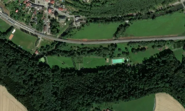 Pomník Jana Amose Komenského – letecký pohled