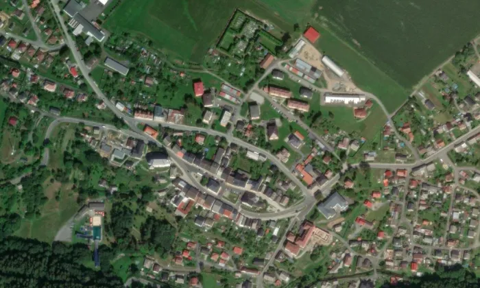 Radnice (Štíty) – letecký pohled