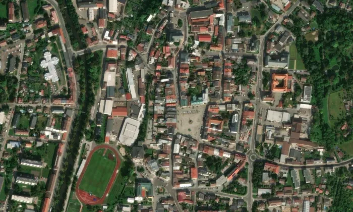 Radnice (Dvůr Králové nad Labem) – letecký pohled