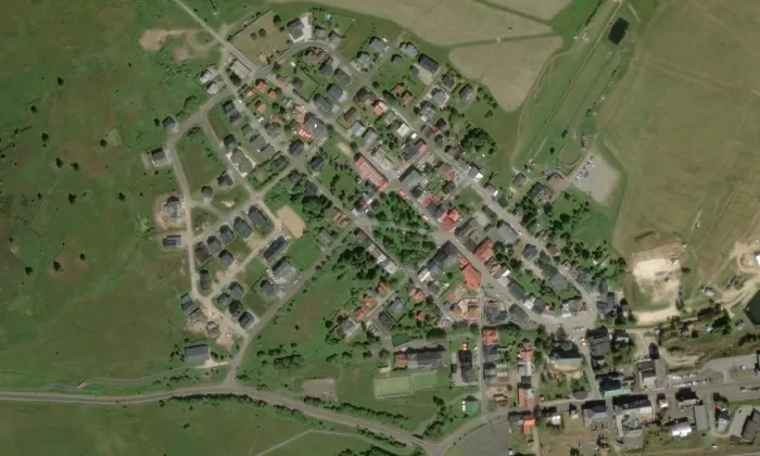 Radnice v Božím Daru – letecký pohled