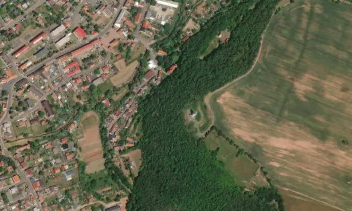 Sedm zastavení bolesti Panny Marie v Kryrech – letecký pohled