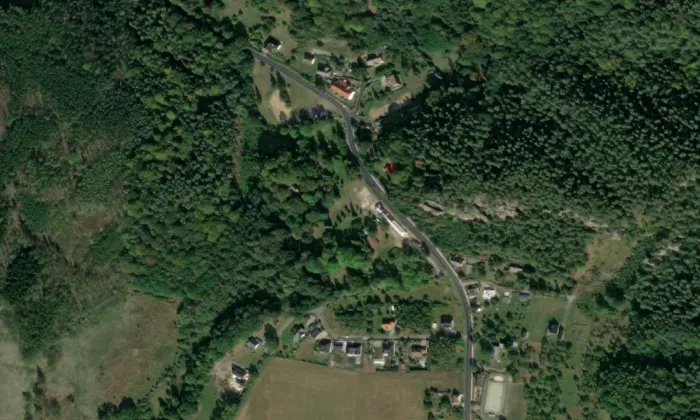 Skalní hrad Svojkov – letecký pohled