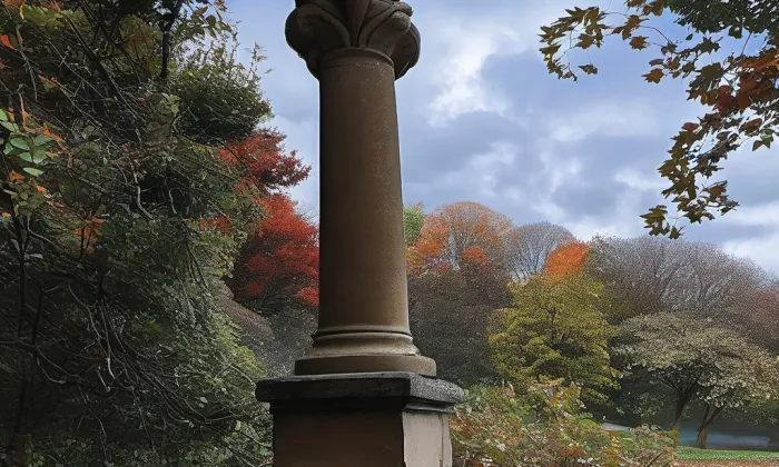 Sloup se sousoším Nejsvětější Trojice (Studce) – autumn