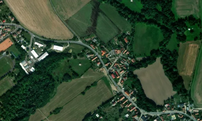 Socha svatého Jana Nepomuckého (Podlažice) – letecký pohled