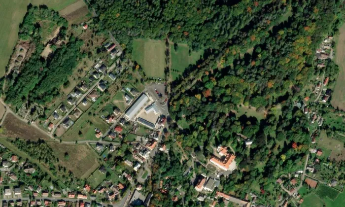 Socha svatého Prokopa (Loučeň) – letecký pohled