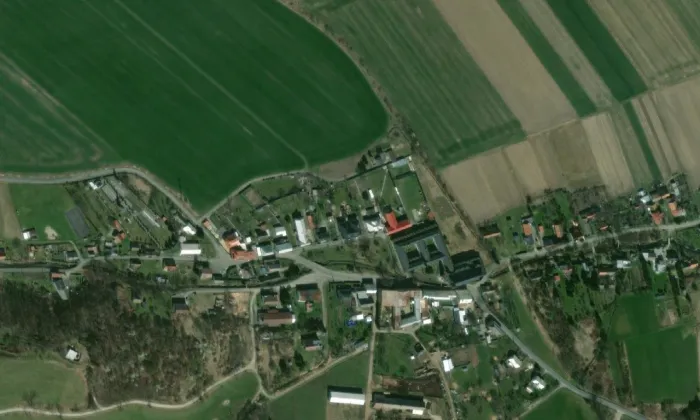 Sochy svatého Jana Nepomuckého a svatého Floriána – letecký pohled