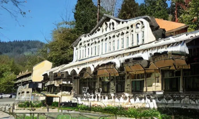 Společenský dům Luhačovice – summer