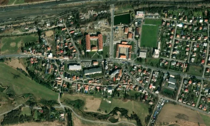 Stará pošta Běchovice – letecký pohled
