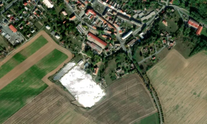 sušárna chmele v Dubé – letecký pohled