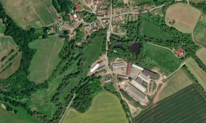 Tasnovice (tvrz) – letecký pohled