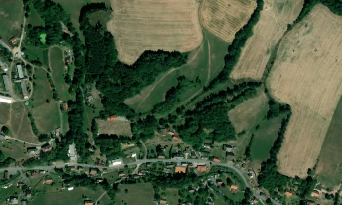 Tvrz (tvrz, okres Semily) – letecký pohled