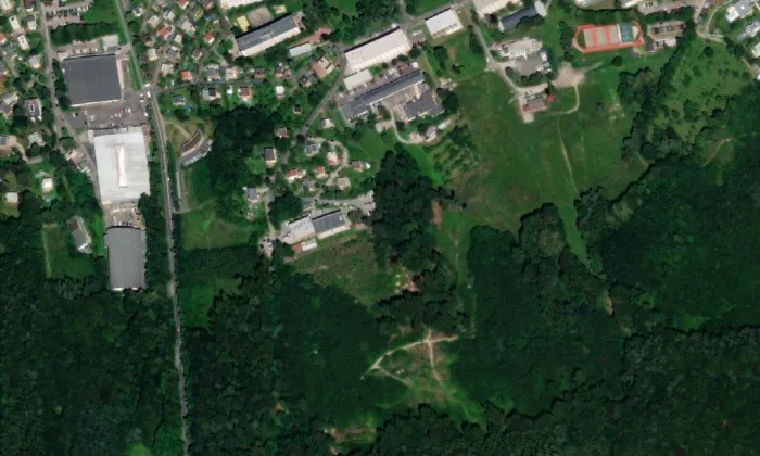 Typový rodinný dům U Lomu 632 – letecký pohled