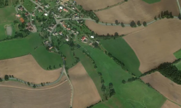 Usedlost čp. 27 (Daňkovice) – letecký pohled