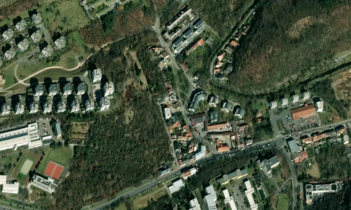 Usedlost Hrdlořezská čp. 1 – letecký pohled