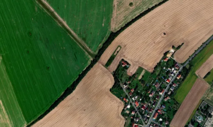 Větrný mlýn ve Studénce – letecký pohled