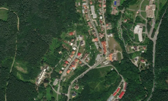 Vila Emausy – letecký pohled