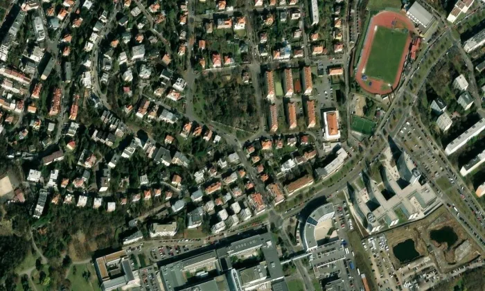 Vila Františka Langera – letecký pohled