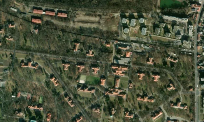 Vodárenská věž Bohnice – letecký pohled