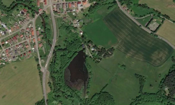 vodní mlýn čp. 11 (Trhová Kamenice) – letecký pohled