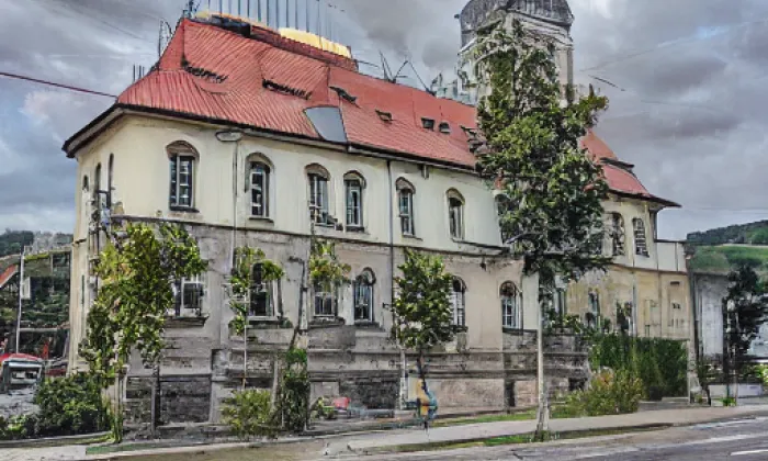 Zámek Branišovice – zima