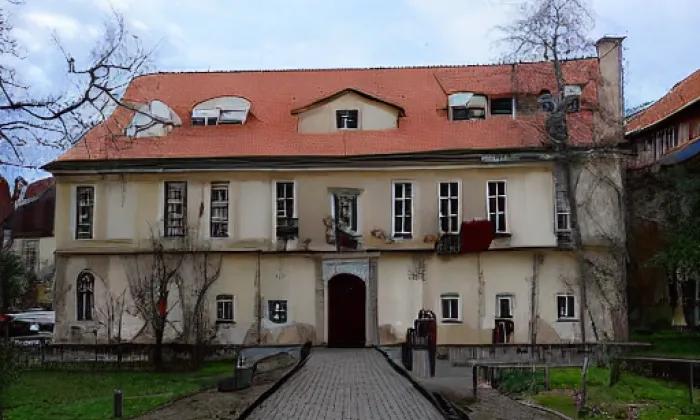 Zámek Miroslavské Knínice – podzim