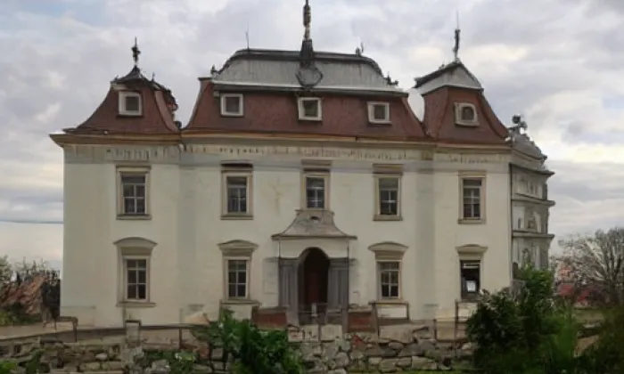 Zámek Pluhův Žďár – spring