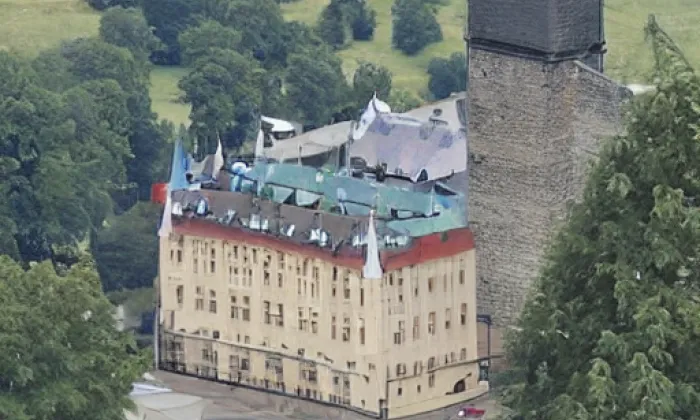 zámek Starý Hrozňatov – jaro