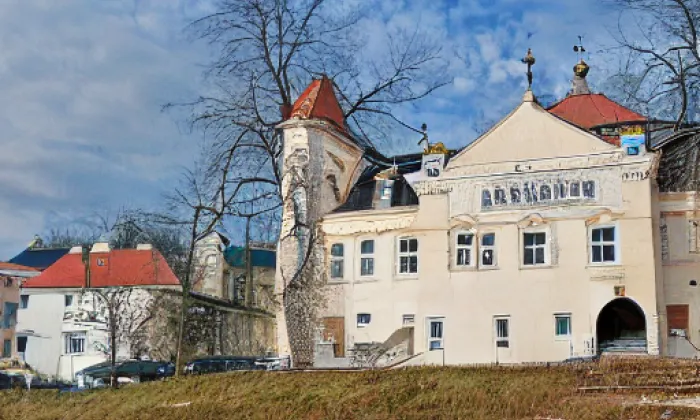 Zámek Zásmuky – léto