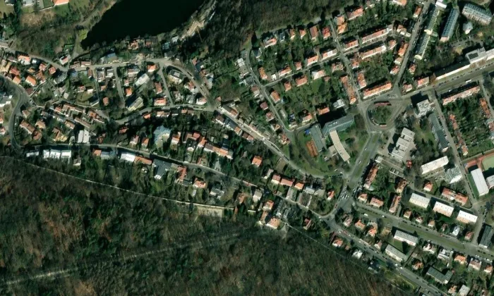 Zeyerova vila – letecký pohled
