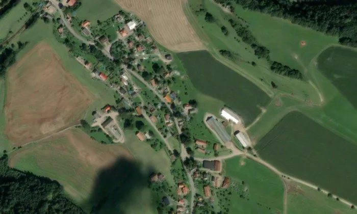 Zvonička v Bohousové – letecký pohled