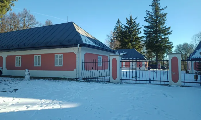 Karlštejn (zámek)