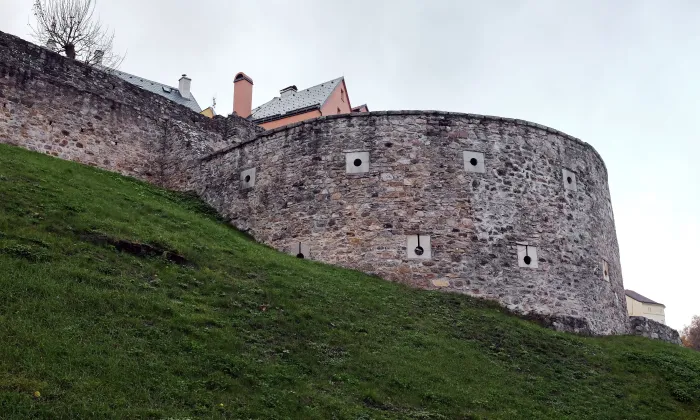 Městské opevnění v Lokti