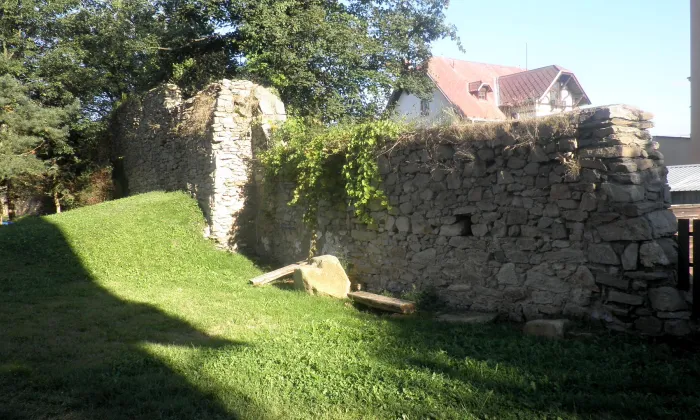 Městské opevnění v Nových Hradech