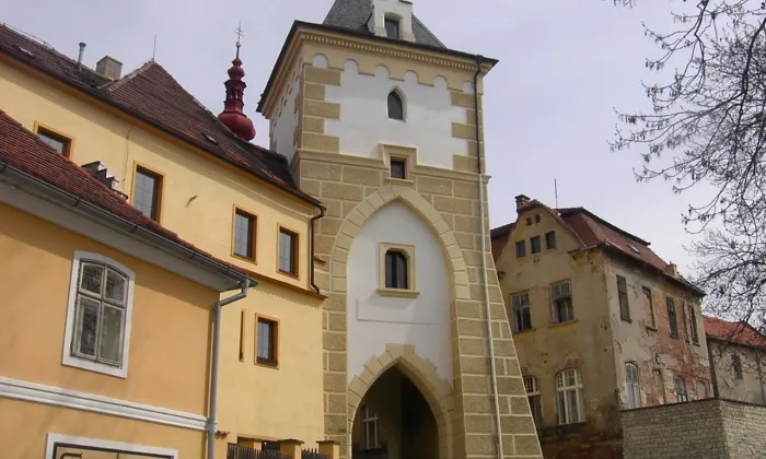 Městské opevnění v Žatci