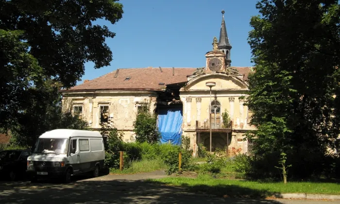 Synagoga v Pravoníně