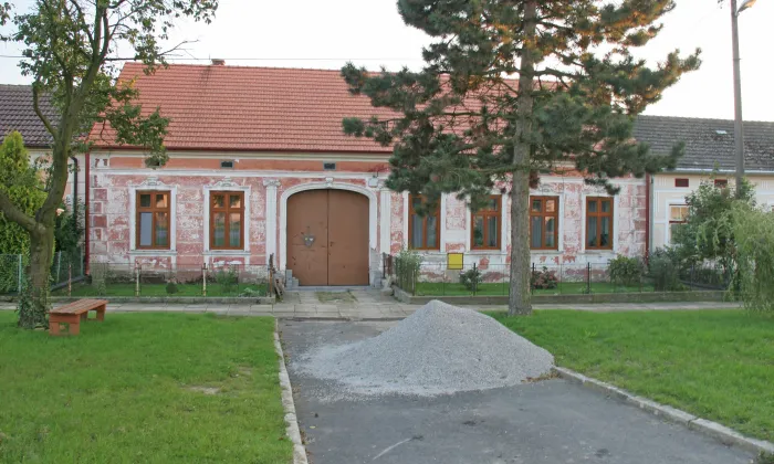 Větrný mlýn (Lesná)