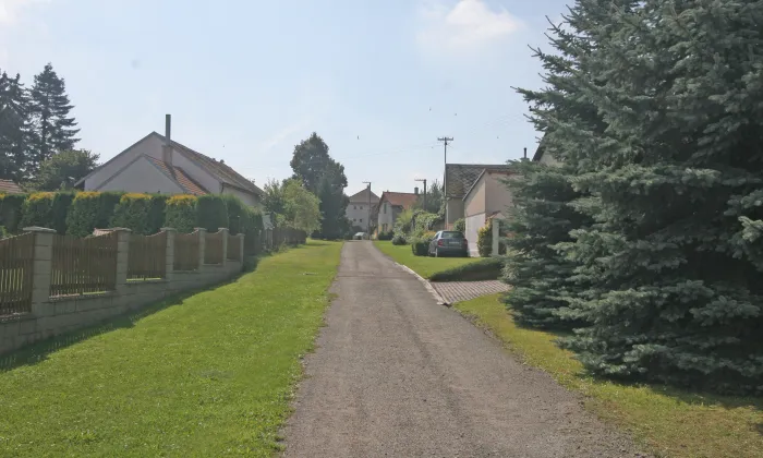 kostel svatých Petra a Pavla (Kojice)