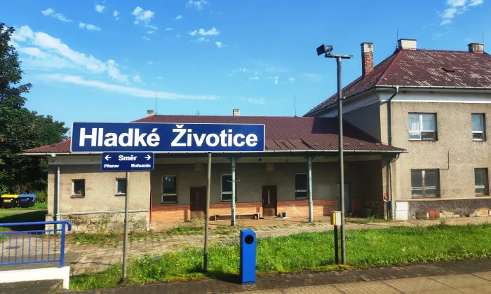 Hladké Životice