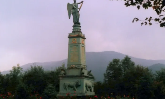 Hromadný hrob padlých vojáků v bitvě u Chlumce roku 1813