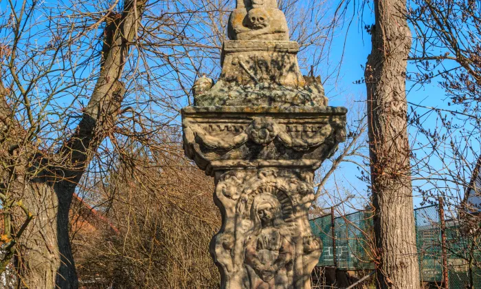 Krucifix (Veská)