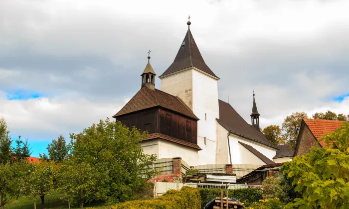 Kříž v Jenišovicích u Chrudimi