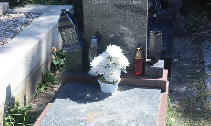 Modřanský hřbitov