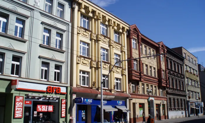 Obchodní dům Prior (Hradec Králové)