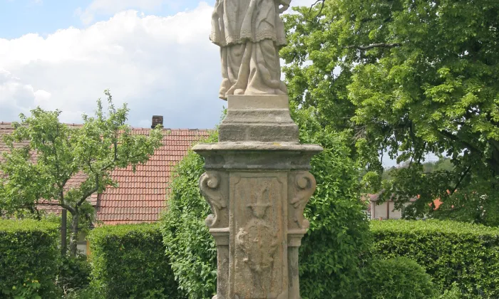 Socha svatého Jana Nepomuckého (Zájezdec)