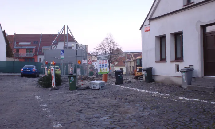 Socha svatého Jana Nepomuckého na Kostelním náměstí