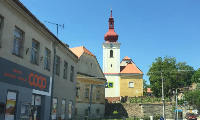 Sousoší Panny Marie, svatého Šebestiána a svatého Jana Nepomuckého