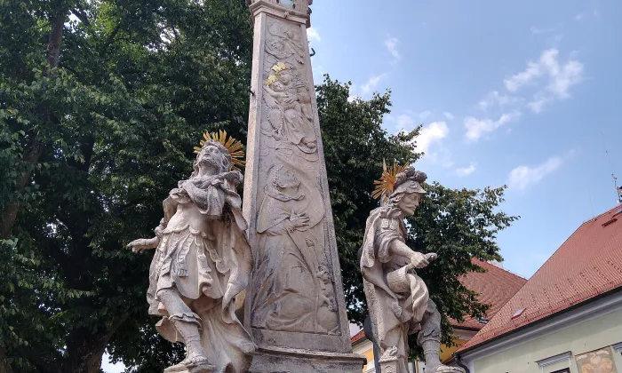 Sousoší svatého Jana Nepomuckého (Benešov nad Černou)