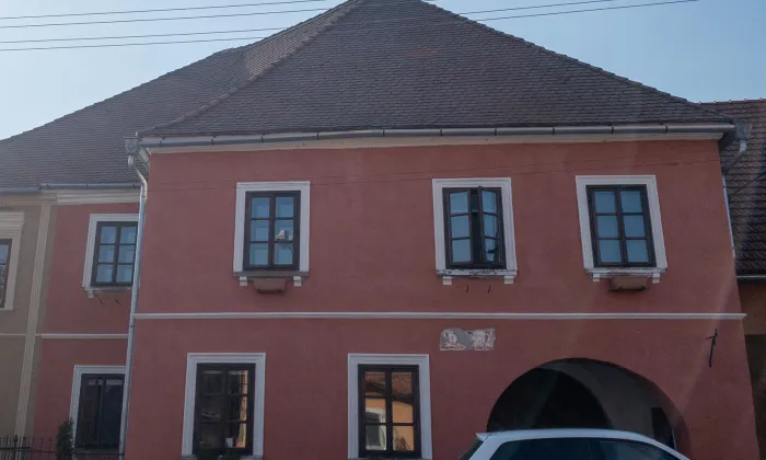 Sýpka s branou bývalého mlýna